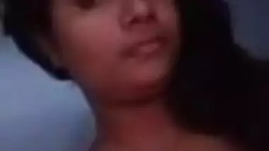 Indian teen girl nude show