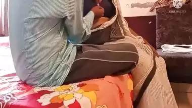 Kaam Wali Aunty Ko Malik Ka Beta Ne Choda With Clear Hindi Audio