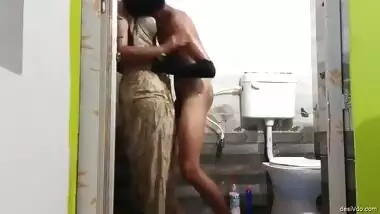Desi Cam Cpl Fuck Show in Shower