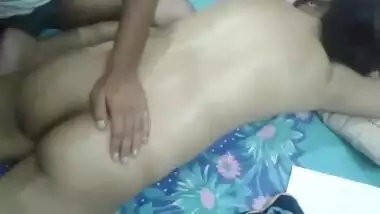 young simran bhabi getting massage at home hubby records