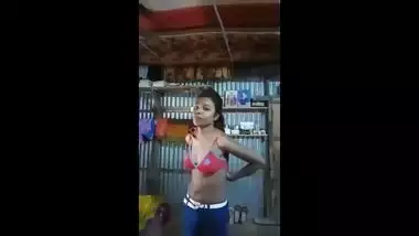 tamil teen nude selfie