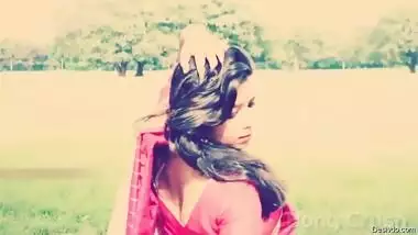 Desi village girl sexy photoshoot