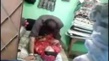 mature pakistani couple fucking in bedroom