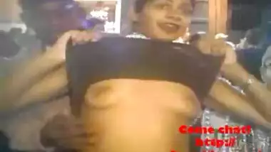 Nip slip of Tamil girl while changing clothes