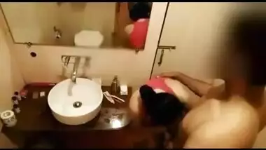 Hot Mumbai college girlfriend hardcore sex in bathroom