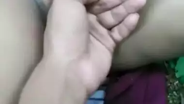 Today Exclusive -desi Girl Pussy Fingering By Lover