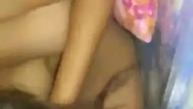 Cute Desi girl exposed nude body show video