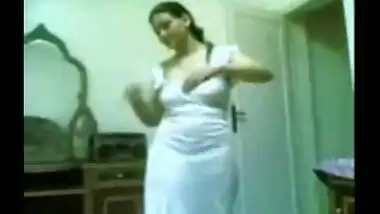 Arab Girl Naked Dance