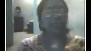 webcam aunty