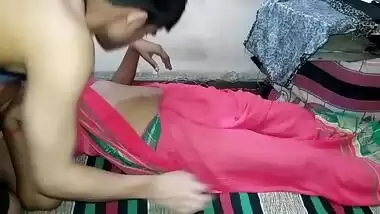 Madrasi aunty ka husband ke dost se fuck ka mms porn