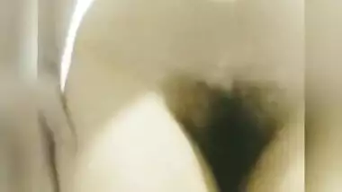 Desi girl pressing boobs and spreading ass!!!!