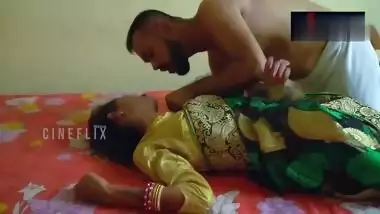 Desi Bhabhi Ko Garam Karke Lund Dal Diya Chut