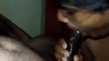 Mallu randi swallows dick and balls in Kerala sex video