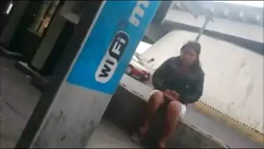 mujer sucia de la calle 