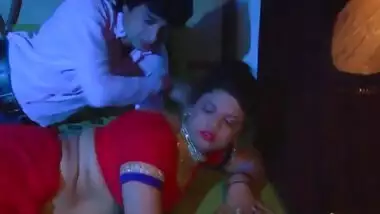 Sexy Bhojpuri woman having first night sex