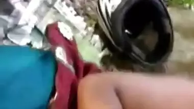 Outdoor Sex Video Of Hot Bengali Village Girl