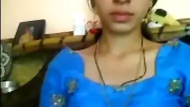 Pammi Bhabhi On Webcam - Movies. video2porn2