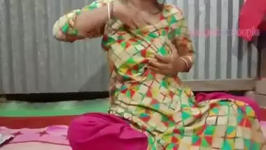 Beautiful Bengali Bhabhi Tumpa’s Boobs And Pussy Look Lund Will Be Candid