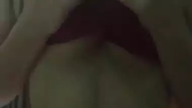 Sexy Desi Girl Exposing He Huge Boobs &Pressing