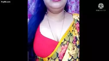 Desi Aunty Monika’s live webcam show