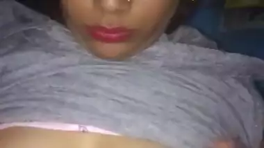 Sexy Desi Bhabhi pussy show selfie