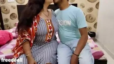 Dost ki Maa Chod di. Hindi XXX video