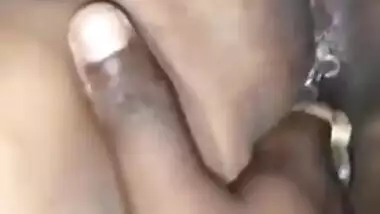 Indian bhabhi squirting 