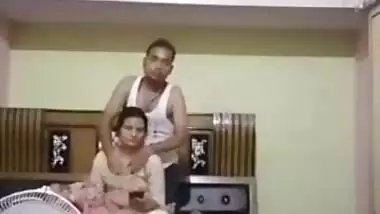 Desi couple fucking hotel