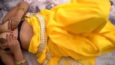 Desi Indian Pari Bhabhi Fucking, Sucking With Her Boyfriend and Loud Moaning