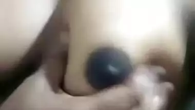 Desi bhabi show her big boob selfie cam video