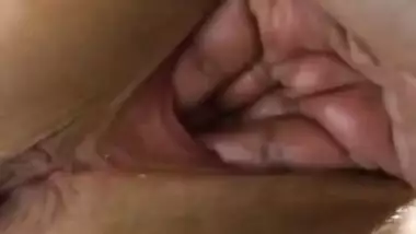 Fisting my girl friend 1