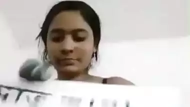 Desi cute girl sexy body