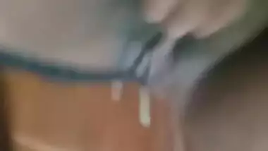 Sri Lankan Girl Pussy Mssage Alone Home