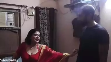 Desi Threesome! Bhabi and sexy aunty fucking with young boy