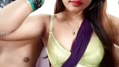 Today Exclusive-most Demanded Kolkata Boudi Showing Boobs And Blowjob With Clear Bangla Talking Part 2