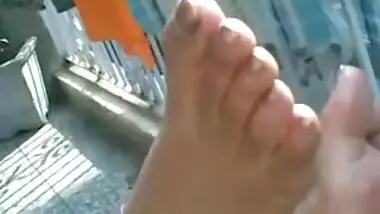 Delhi girl feet