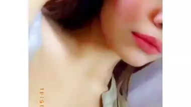 Beautiful Hot Desi Girl