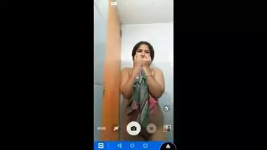 Bangladeshi Married Wife Nude Video Part 1