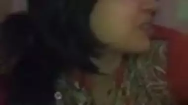 Sexy Paki girl with pot in Hindi Audio VENOM