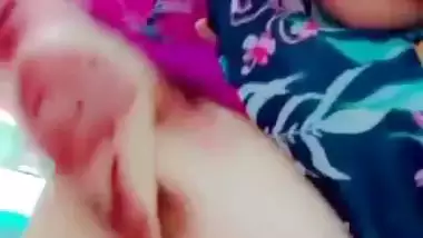 Beautiful Pakistani sex GF naked viral show