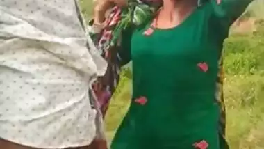 Rajasthani aunty in saree outdoor sex XXX MMS video