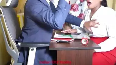 XXX Indian Boss office fuck in Hindi