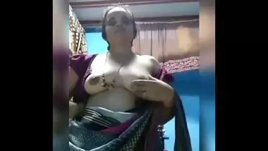 Desi sexy village wife