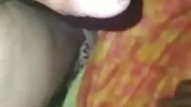 Chubby Desi MILF polishes husband's XXX penis in complete darkness