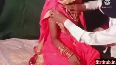 Desi Taniya Apni Bhen Ke Pati Se Chudi