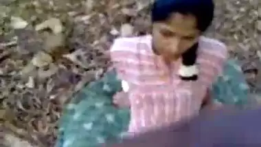 Desi College Girl Fucked In Forest