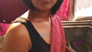Indian Beautiful Wife Fucked At Outdoor - Desi Bhabi Sex In Hindi