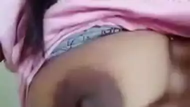 Desi girl lovely boobs