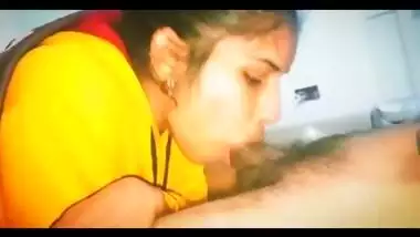 Desi Punjabi Aunty Blowjob