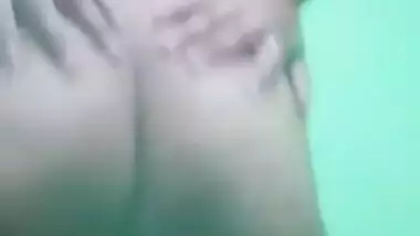 Beautiful horny Indian girl fingering